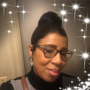 Meet your Posher, Yolanda